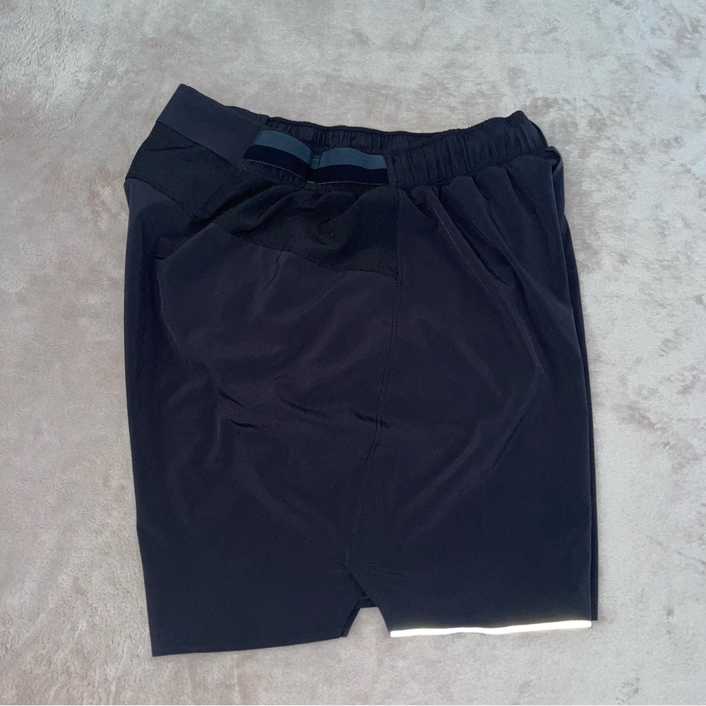 Lululemon short size S - Picture 4 of 13